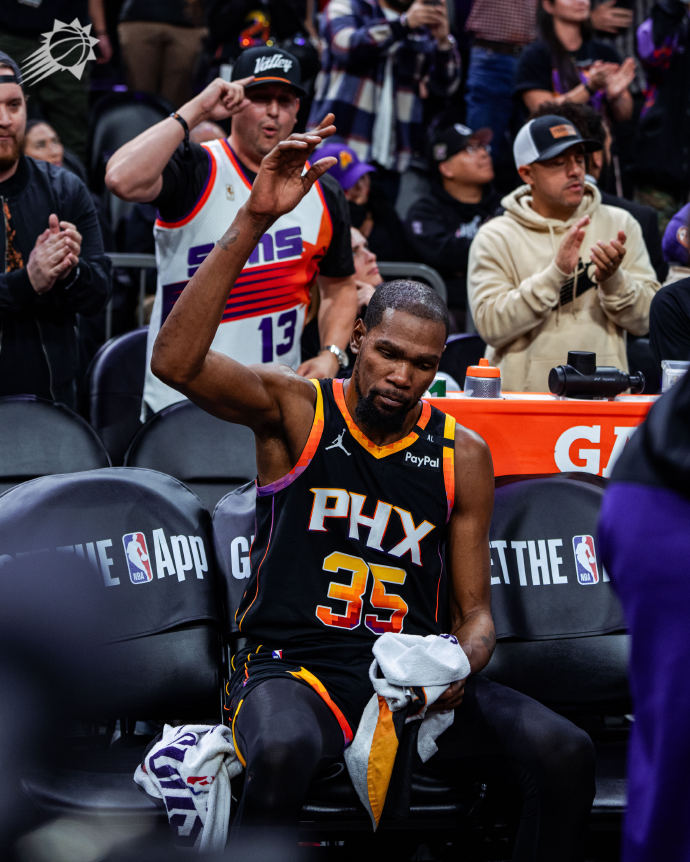 壹号娱乐杜兰特连续三场比赛得分超过挺进下一轮，西班牙队挑战极限！的简单介绍